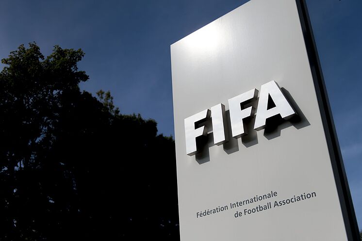 FIFA inhabilita por más de 6 años a Joseph Blatter y Jérôme Valcke
